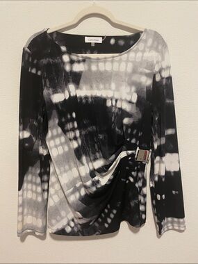 Calvin Klein Black & White Abstract Ruched Long Sleeve Top